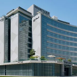 Courtyard By Marriott World Trade Centre, Hotel Dubaj