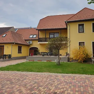 Diofa Vendeghaz Apartament Eger